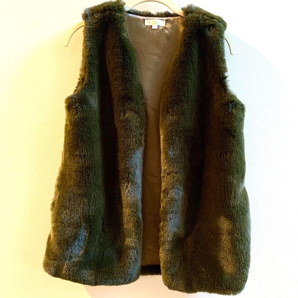 Jade Faux Fur Vest, Size XS